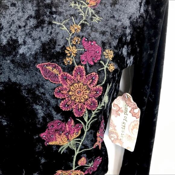 Black & Pink Crushed Velvet Blouse NWT Floral Beaded & Embroidered Gypsies - Picture 4 of 7
